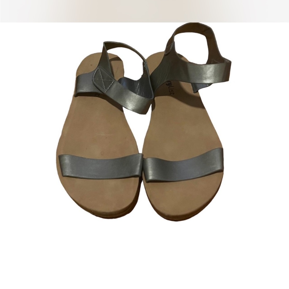 Elegant Women's Silver Sandals